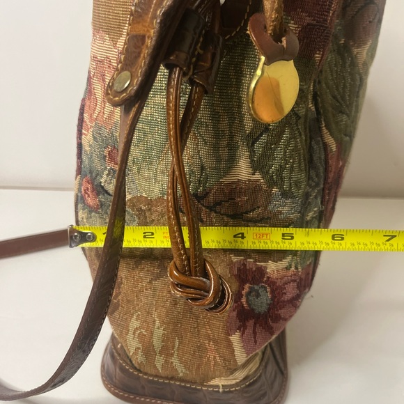 Vintage 90s Brahmin floral tapestry leather satchel bucket shoulder bag - Picture 13 of 16